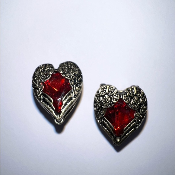 $3 HEART STUD EARRINGS. NEW. $3 if bundled - Picture 6 of 11